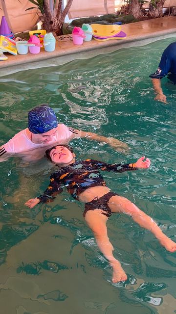 Clase de natación en Move and Safe